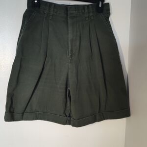 Chic Women's High Waist Green Shorts